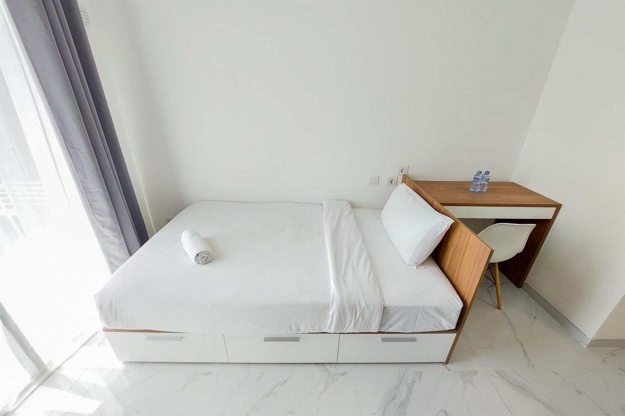 Modern And Comfort Studio Apartment At Sky House Bsd By Travelio Tangerang Exterior foto
