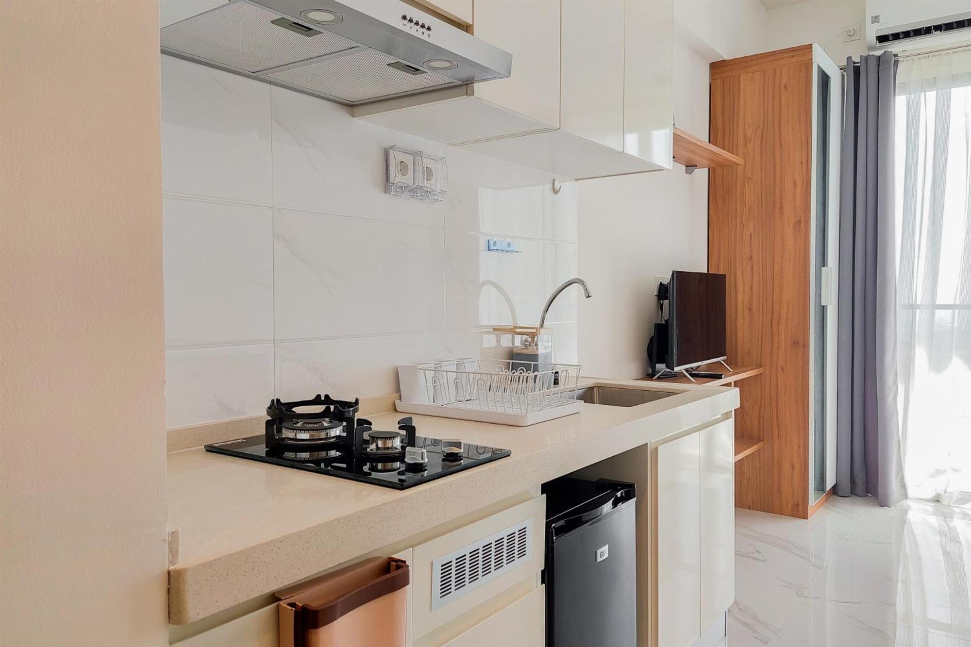 Modern And Comfort Studio Apartment At Sky House Bsd By Travelio Tangerang Exterior foto
